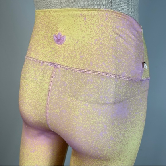 Adidas Women's Speckled Pink and Yellow Bike Shorts XS - Picture 4 of 10